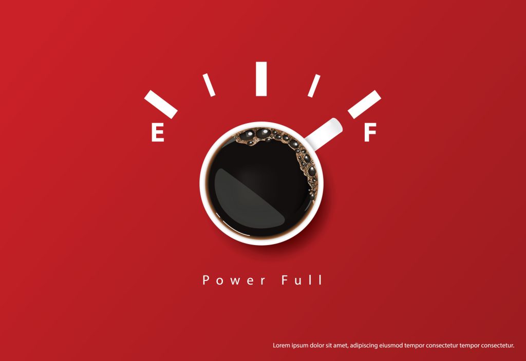 Kopje koffie die de energie van de hardloper weer oppept.