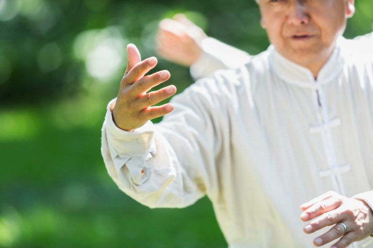 19-14-Tai Chi bevordert hersenconnectiviteit beter dan wateraerobics bij ouderen-iStock-512211851 19-14-Tai Chi bevordert hersenconnectiviteit beter dan wateraerobics bij ouderen-iStock-512211851